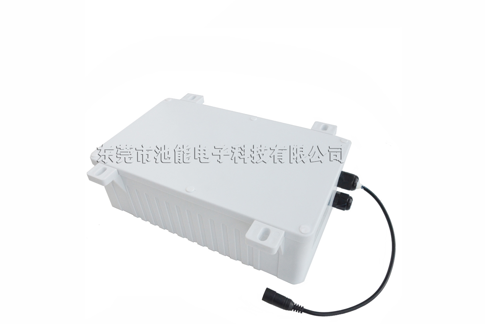 12.8V30Ah帶防水外殼磷酸鐵鋰電池/太陽(yáng)能路燈鋰電池